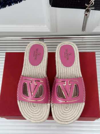 Uubags | Valentino VLogo cut-out slipper in pink