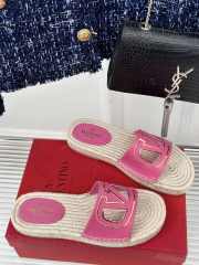 Uubags | Valentino VLogo cut-out slipper in pink - 2