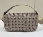 Uubags | Baguette dove grey leather and interlaced fibre bag 15x6x27cm - 5