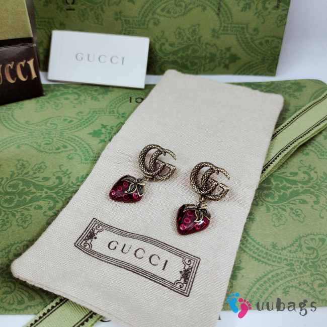 Uubags | Gucci Big Red Strawberry Crystal Earrings - 1