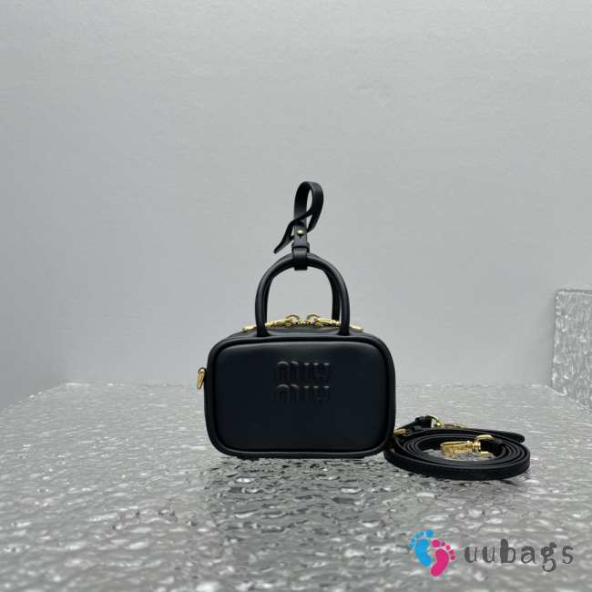 Uubags | MiuMiu leather micro bag in black 10.5x4cm - 1