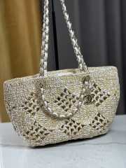 Uubags | Chanel Small Tote Bag Raffia Effect Braided & Gold-Tone Metal Beige & White 24.5x32x10cm - 3