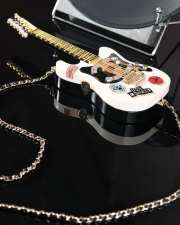 Uubags | Chanel Guitar Minaudiere Resin, Diamanté, Imitation Pearl & Gold-Tone Metal 10x28x3,5cm - 2