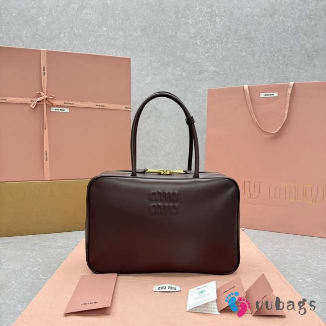 Uubags | Miu Miu Leather Beau bag in dark brown 23x34x10cm - 1