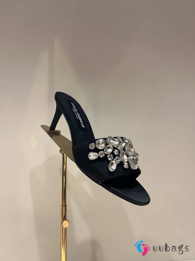 Uubags | Dolce & Gabbana Satin mules with gemstone embellishment in black 6cm - 1