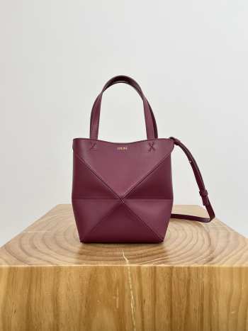 Uubags | Loewe Puzzle Fold mini tote bag in crimson shiny calfskin 20x16.5x9cm