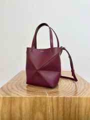 Uubags | Loewe Puzzle Fold mini tote bag in crimson shiny calfskin 20x16.5x9cm - 3