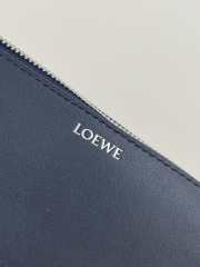 Uubags | Loewe Puzzle Fold wash bag in abyss blue shiny calfskin 22.7x12x15.5cm - 3