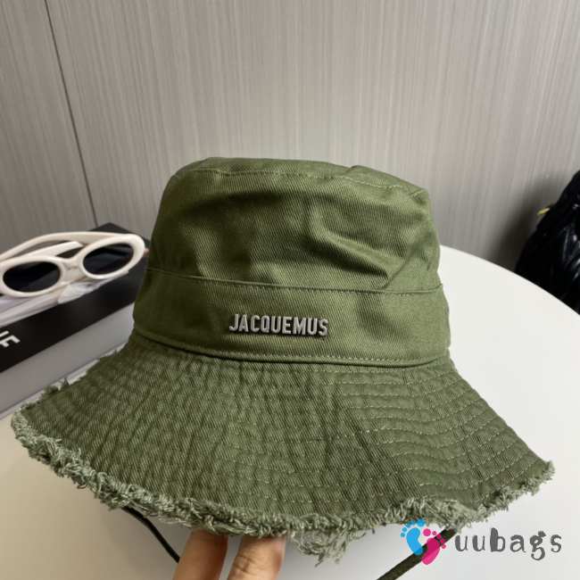 Uubags | Jacquemus Le bob Artichaut Frayed expedition hat in green - 1