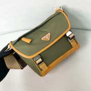 Uubags | Prada 2VD066 Re-Nylon and leather shoulder bag in military/caramel 19x20x10cm - 5