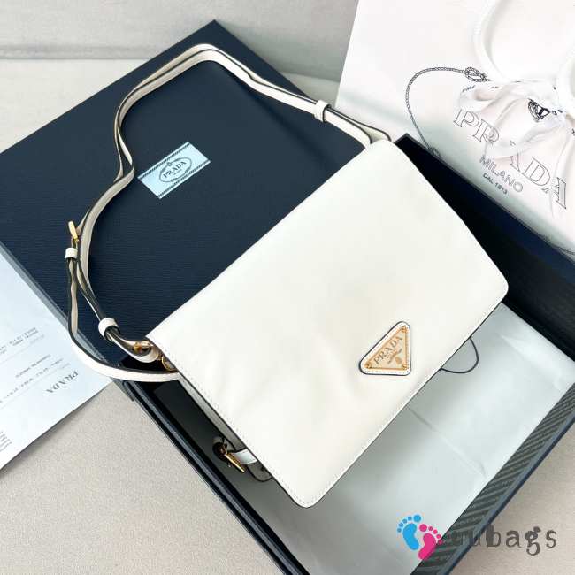 Uubags | Prada 1BD082 glossy leather shoulkder bag in white 22x13x8cm - 1