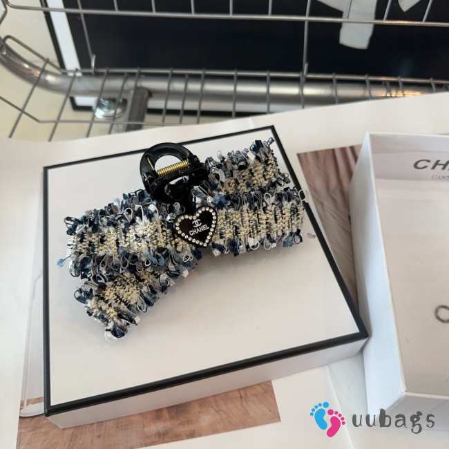 Uubags | Chanel hair claw clip  - 1