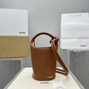 Uubags | Jacquemus Mini Knotted Bucket Bag In Brown 19x24.5x38cm - 1