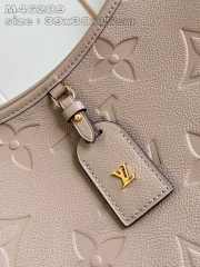 Uubags | Louis Vuitton M46669 CarryAll MM bag in taupe 39x30x15cm - 2