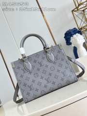 Uubags | Louis Vuitton M12465 OnTheGo PM Bag In Trianon Gray 25x19x11.5cm - 1