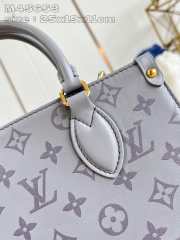 Uubags | Louis Vuitton M12465 OnTheGo PM Bag In Trianon Gray 25x19x11.5cm - 5