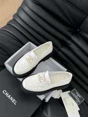 Uubags | Chanel 24B cowhide leather loafer in white - 5