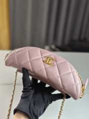 Uubags | Chanel Fanny pack Shiny Lambskin, Faux Pearls & Gold Metallic Pink 17x24x11cm - 4