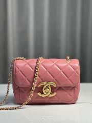 Uubags | Chanel Mini Flap Bag Shiny Lambskin & Gold Plated Metal Pink 13.5x19x7cm - 1