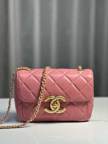 Uubags | Chanel Mini Flap Bag Shiny Lambskin & Gold Plated Metal Pink 13.5x19x7cm