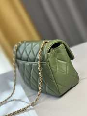 Uubags | Chanel Mini Flap Bag Shiny Lambskin & Gold Plated Metal Green 13.5x19x7cm - 4