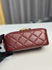 Uubags | Chanel Mini Flap Bag Shiny Lambskin & Gold Plated Metal Red 13.5x19x7cm - 4