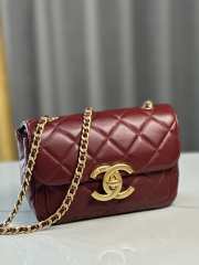 Uubags | Chanel Mini Flap Bag Shiny Lambskin & Gold Plated Metal Red 13.5x19x7cm - 2