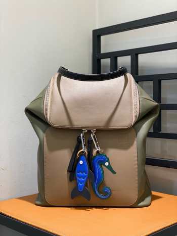 Uubags | Loewe Goya backpack green/grey 34x38x15cm