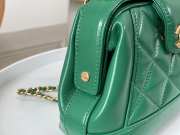 Uubags | Chanel Mini Bag with Handle Shiny Lambskin & Gold Plated Metal Green 12x18x7cm - 5