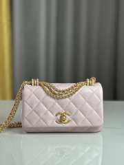 Uubags | Chanel Classic Light Pink Flap Bag Crossbody & Shoulder Bags Sheepskin Chains 18x5.5x11.5cm - 1