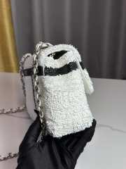 Uubags | Chanel 24B White Grid Sequin Bag 20x13x6cm - 5