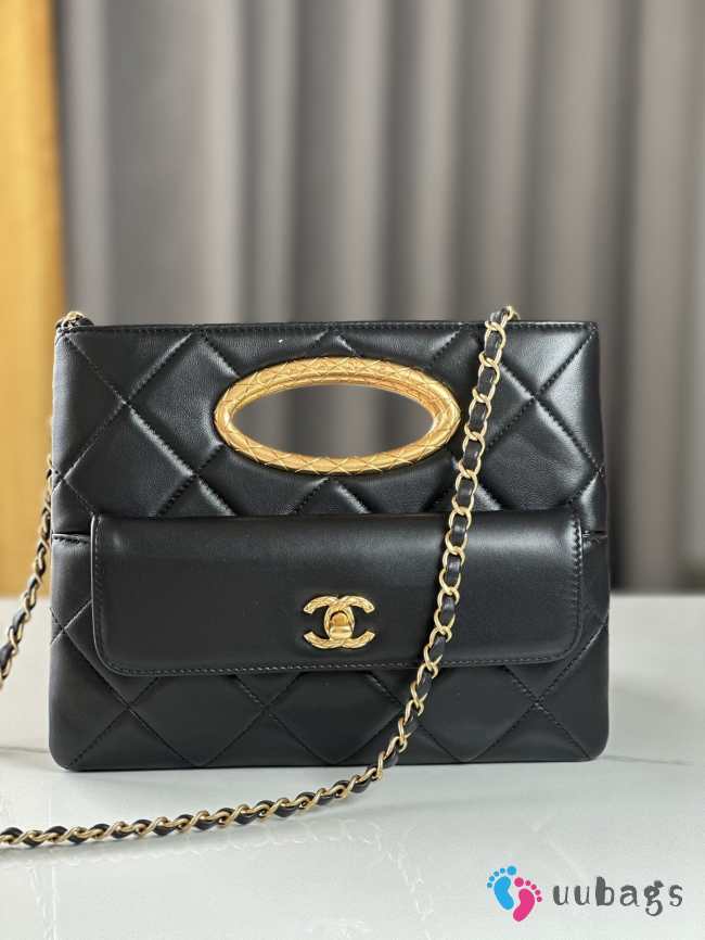 Uubags | Chanel Clutch Lambskin & Gold Plated Metal Black 19x25x3cm - 1