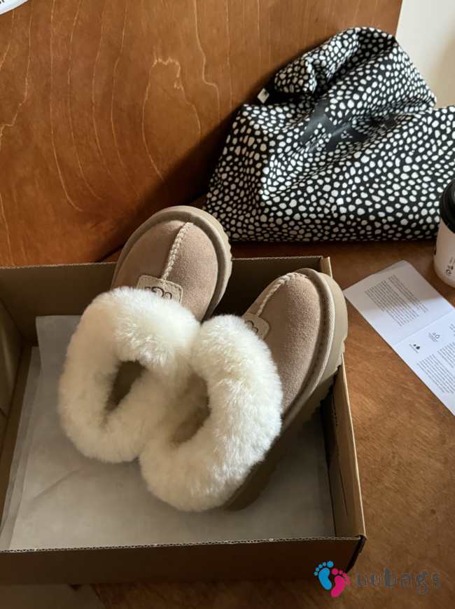 Uubags | UGG Kids' Tazzlita Sheepskin Shoes In Brown - 1