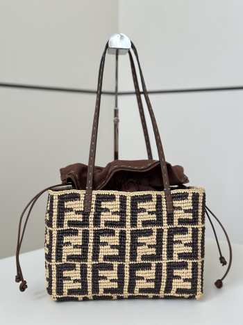 Uubags | Fendi small Roll brown FF raffia crochet shopper with pouch 23x15x19cm