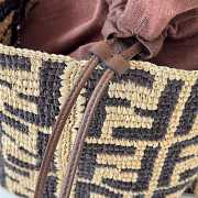 Uubags | Fendi small Roll brown FF raffia crochet shopper with pouch 23x15x19cm - 6