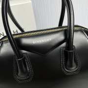 Uubags | Givenchy small Antigona handbag in black 22x27x13cm - 4