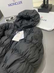 Uubags | Moncler Medonte short down jacket in black - 5