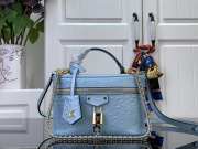 Uubags | Louis Vuitton N85911 Vanity Chain Pouch In Blue Color Ostrich leather 19x11.5x6.5cm - 1