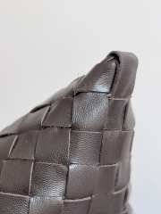 Uubags | Bottega Veneta Large Hop bag with Intrecciato craftsmanship in fondant calf leather 54x24x13cm - 4