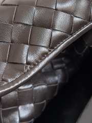 Uubags | Bottega Veneta Large Hop bag with Intrecciato craftsmanship in fondant calf leather 54x24x13cm - 5