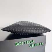 Uubags | Bottega Veneta Hop bag with Intrecciato craftsmanship in black calf leather 41x20x8cm - 5