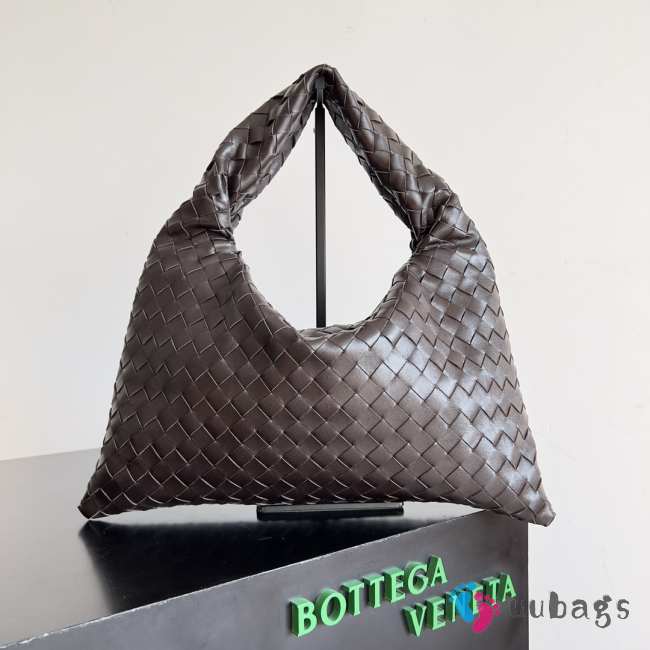 Uubags | Bottega Veneta Hop bag with Intrecciato craftsmanship in fondant calf leather 41x20x8cm - 1