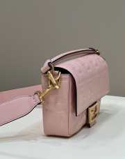 Uubags | Fendi Baguette Light Pink nappa leather bag 26x6x13cm - 4