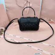 Uubags | Miu Miu Matelasse Nappa Leather Mini Bag Black 7x12.5x7cm - 4