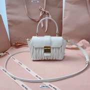 Uubags | Miu Miu Matelasse Nappa Leather Mini Bag White 7x12.5x7cm - 1