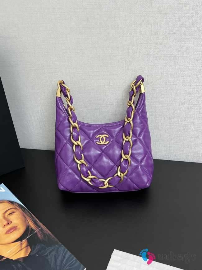 Uubags | Chanel Hobo Bag Shiny Lambskin & Gold Plated Metal Purple 24x26x9cm - 1