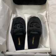 Uubags | Chanel white indoor cotton slippers in black - 6