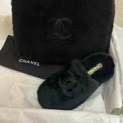 Uubags | Chanel white indoor cotton slippers in black - 4