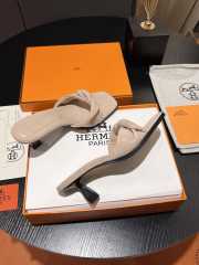 Uubags | Hermes Giny 5.5cm in Velvet Leather Beige Sandals - 6