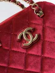 Uubags | Chanel clutch with strap shiny lambskin & gold plated metal red 11x16x5.5cm - 6